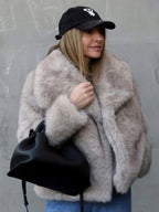 Women’s Winter Plush Coat – Thick Warm Fluffy Lapel Jacket for Casual & Chic Outfits