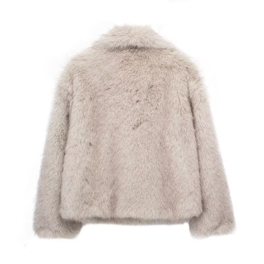 Women’s Winter Plush Coat – Thick Warm Fluffy Lapel Jacket for Casual & Chic Outfits
